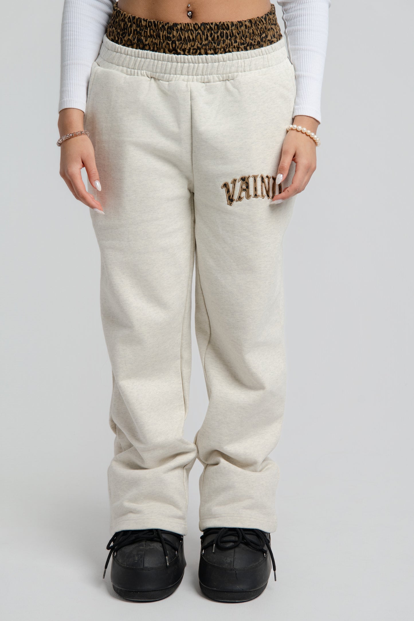 Spodnie dresowe Vaind w panterkę